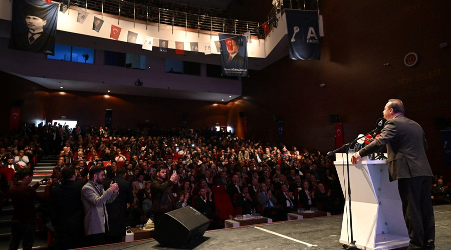 Yavuz Ağıralioğlu: Tek Cephe Olacaksanız Milletinizle Cepheleşin!