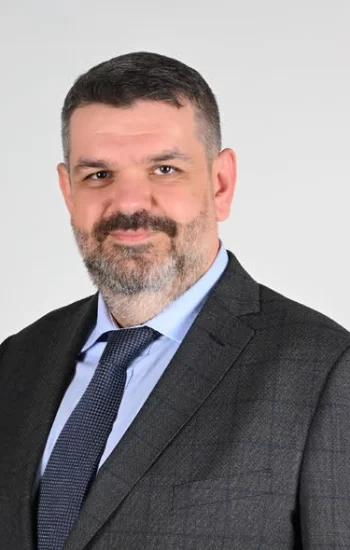 Serdar Sezen